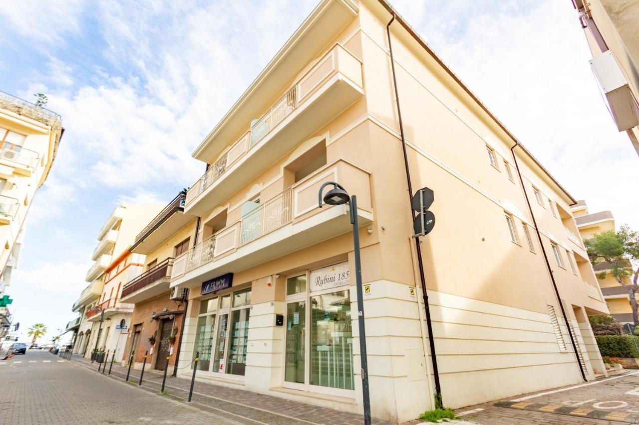 Апартаменти Giada 1P - Palazzina Laura Myho Casa Tortoreto Екстер'єр фото